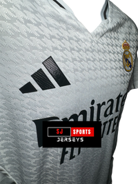Real Madrid 24/25 Home Jersey